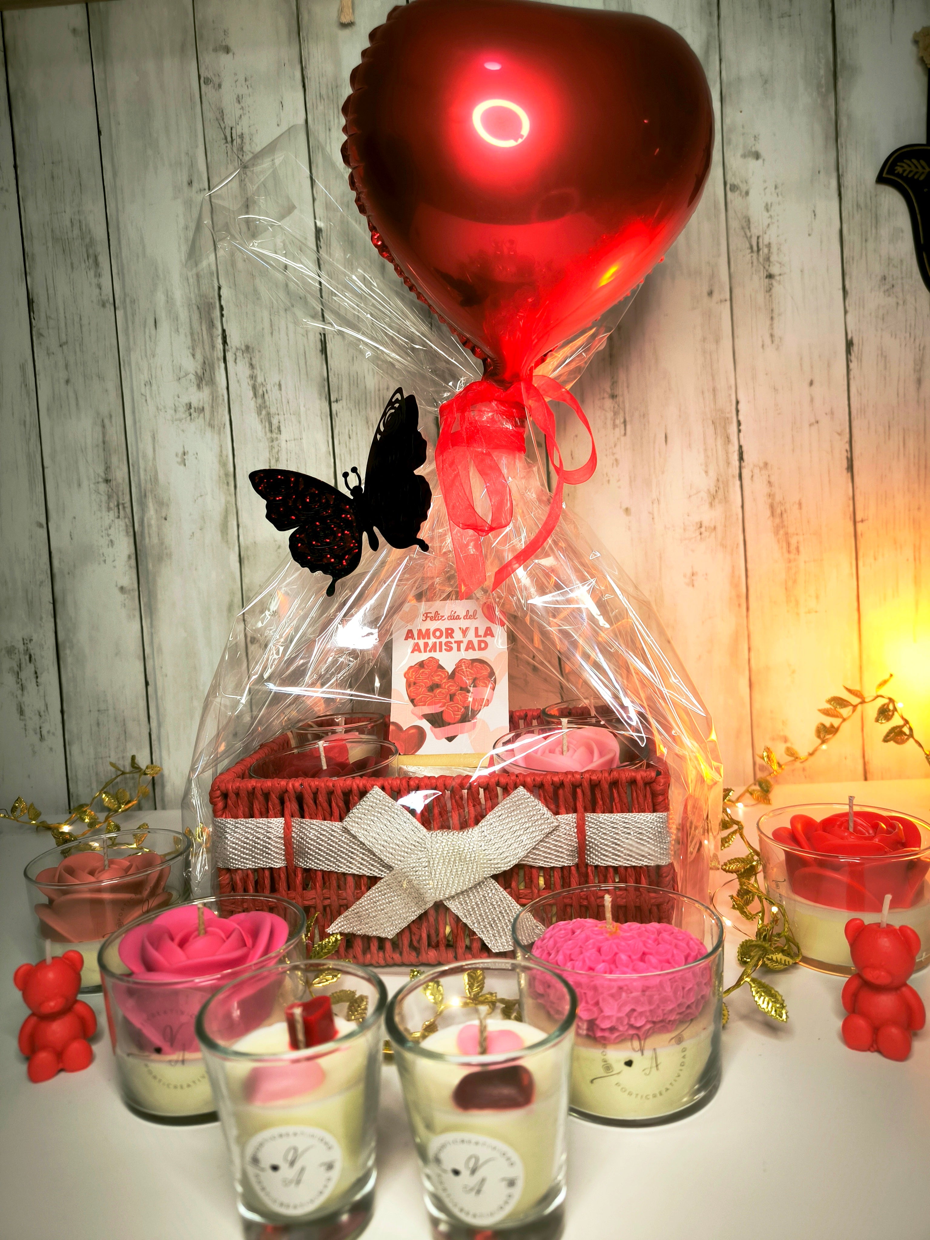 Cesta del día del amor y la amistad 🎁👌🏼🥰🌹